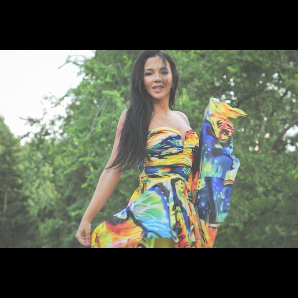 Beautiful Dress 💛